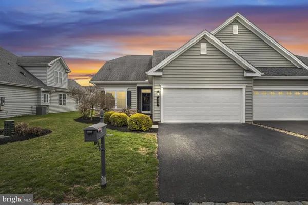 307 VALOR DR