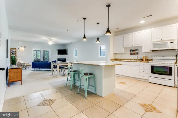 34313 SUMMERLYN DR 417