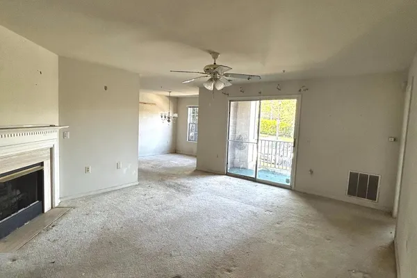 8901 STONE CREEK PL 104