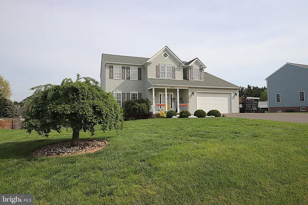 17734 JENNIFER LN