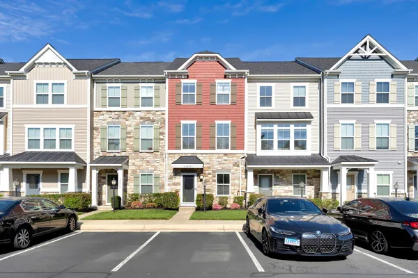 24977 COATS SQ