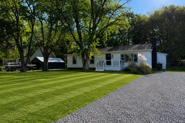 109 BIRCH RD