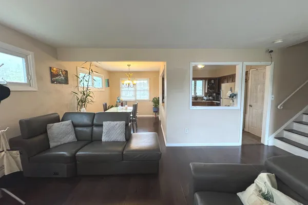 100 WINDING WAY
