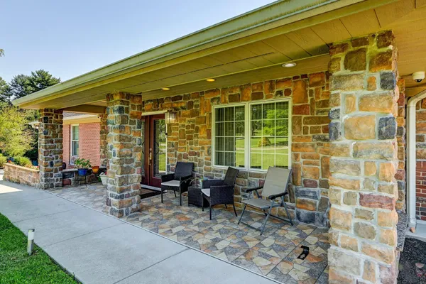 3213 WOODVALLEY DR