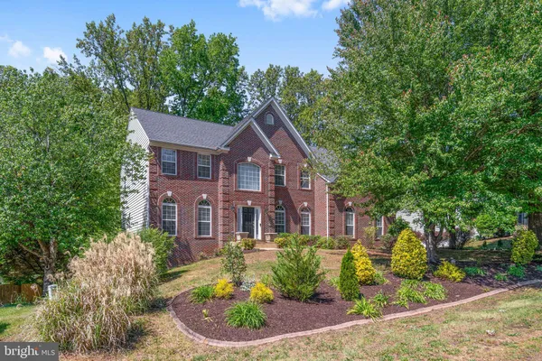 795 WINTERBERRY DR