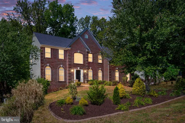 795 WINTERBERRY DR
