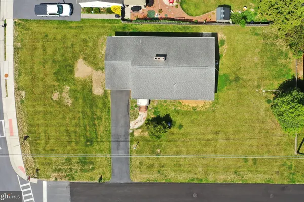 437 BEECHCROFT RD