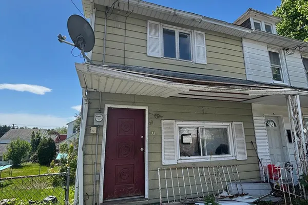 6 WALNUT ST