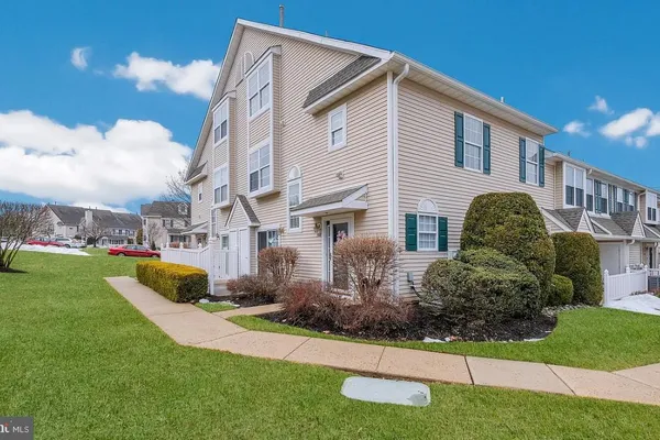 1508 CAROL CT 1501