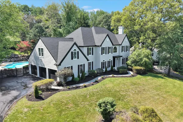 505 S HEILBRON DR