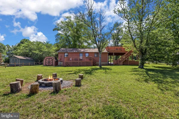 6216 BRYN LN