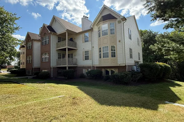 2020 ALICE AVE 302