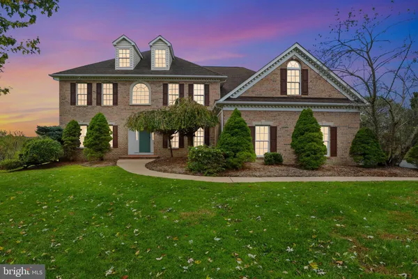 1038 WOODSHIRE LN