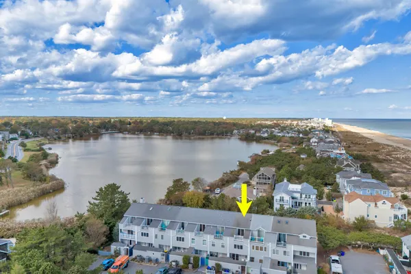 3 SEASTRAND CT 24