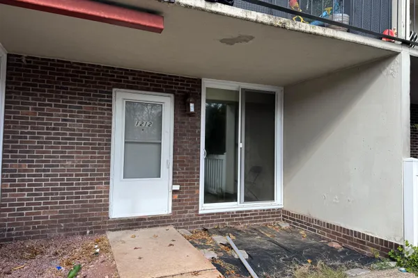 1212 FOREST LN A-4