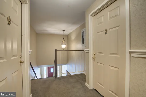 5916 COVE LANDING RD 301