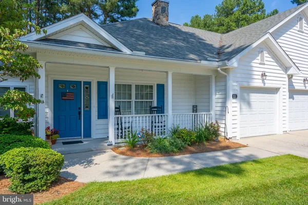 11 TEABERRY LN