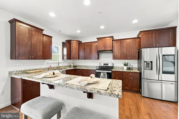 100 FINCH DR