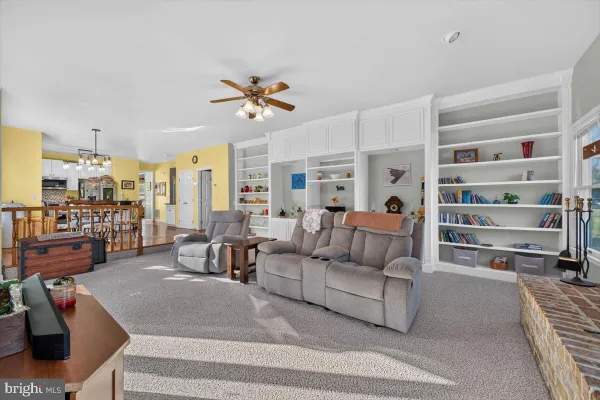 112 CREEK POINT RD