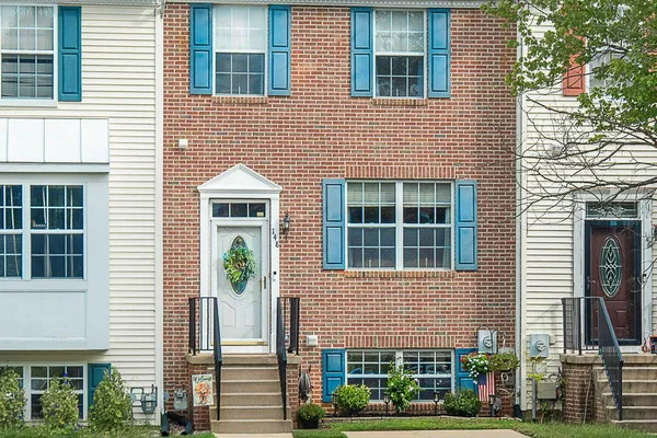 148 STONESHIRE DR