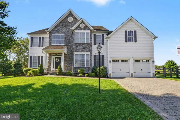 410 THISTLE DR