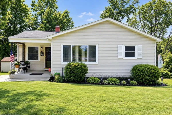 217 CARNATION CT