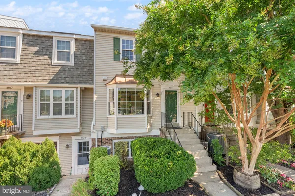 4111 PLACID LAKE CT 62E