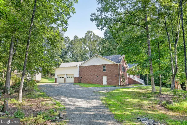 106 LADY LEIGH ANN LN