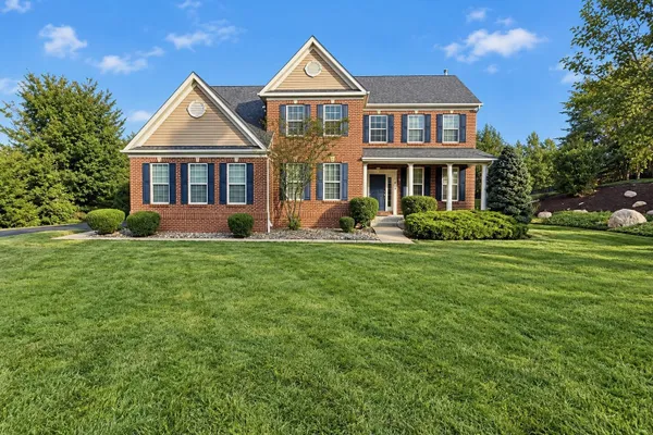 6824 BARLOWE CT