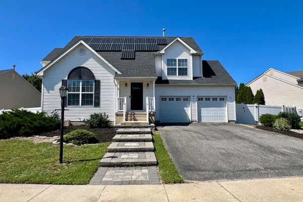 62 STONEGATE DR