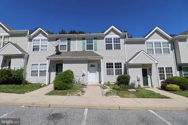 25 GRISTMILL LN