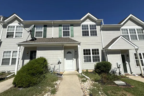 25 GRISTMILL LN