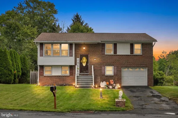 395 MARSHALL DR