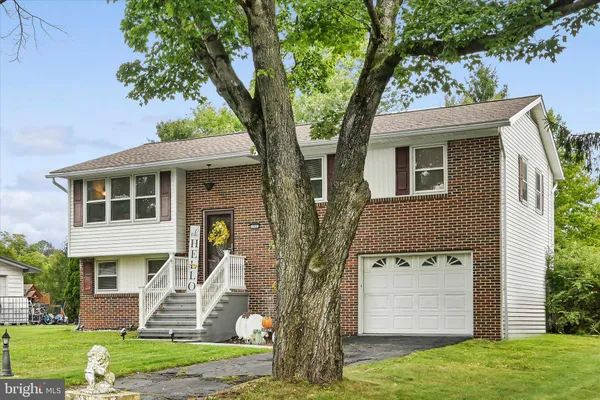 395 MARSHALL DR