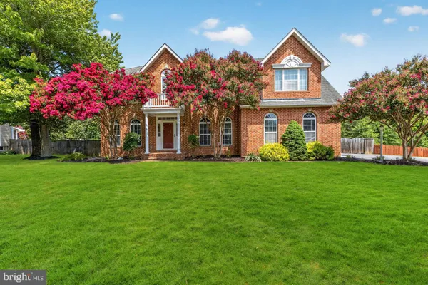 1054 NORFOLK DR