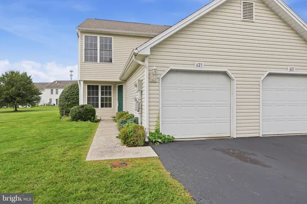 623 CANVASBACH DR