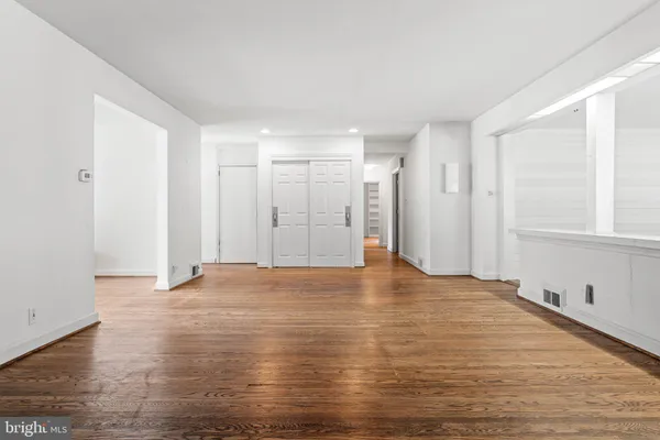 211 FAIRVIEW RD