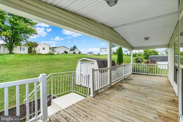 132 GATESHEAD DR