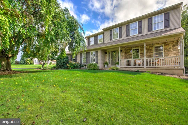 289 N TANGLEWOOD DR