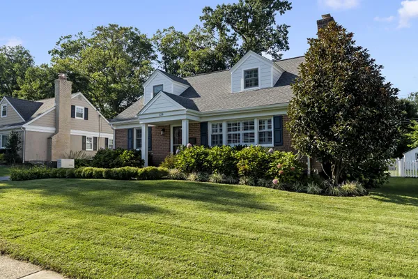 128 RODNEY CIR