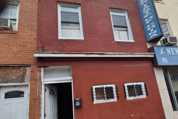 1046 W BALTIMORE ST