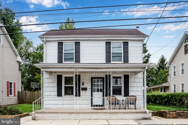 14 E GREEN ST