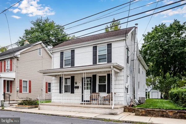 14 E GREEN ST