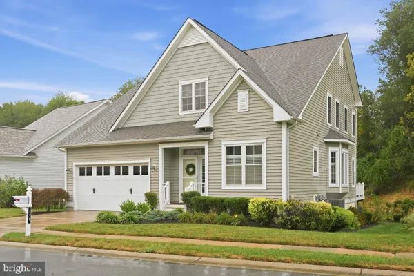 216 SALTGRASS DR