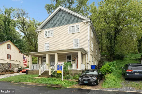 8475 MAIN ST