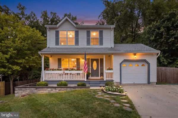 7931 WOODED GLEN CT