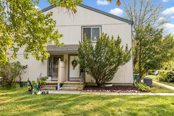 120 EASTFORD CT 120