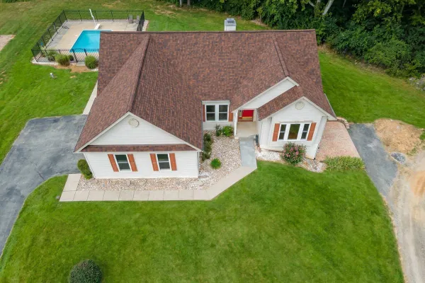 148 ANNA LN