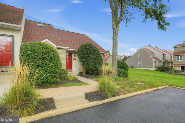 1205 SAINT ANDREWS CT 1205