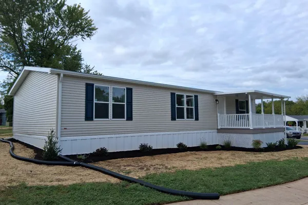 500 MOUNT AIRY RD 31